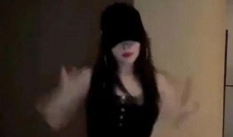 主播跳舞视频吃瓜,主播热舞视频引网友热议