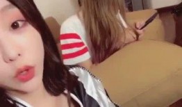 我和我的闺蜜吃瓜视频,一起探索娱乐圈的幕后故事