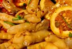 酸辣鸡瓜吃货视频,一场味蕾的盛宴，吃货视频带你领略川菜魅力