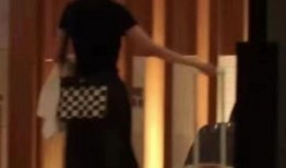 陪女人吃大瓜视频大全,陪你一起探索美食与娱乐的完美融合