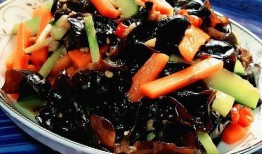 生瓜可以炒木耳吃吗视频,创意家常菜新尝试