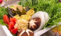 美食博主吃8月瓜视频在线观看,美食博主带你领略8月瓜的绝妙滋味