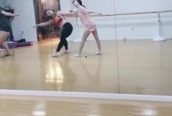 主播跳舞视频吃瓜,主播热舞视频引网友热议