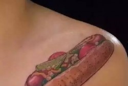 纹身女吃瓜视频网站,揭秘热门视频网站背后的娱乐现象